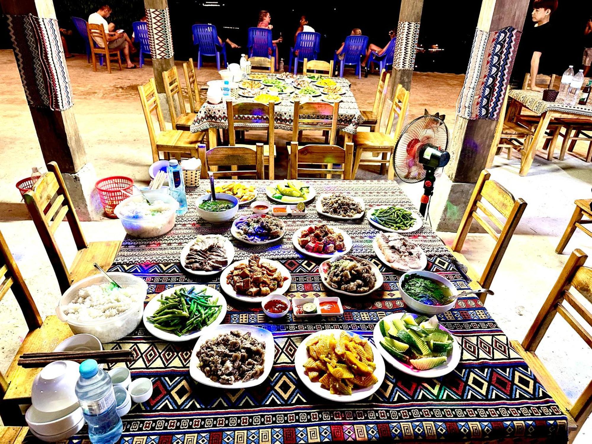 Du Gia Cozy Homestay & Tours Làng Cac 외부 사진